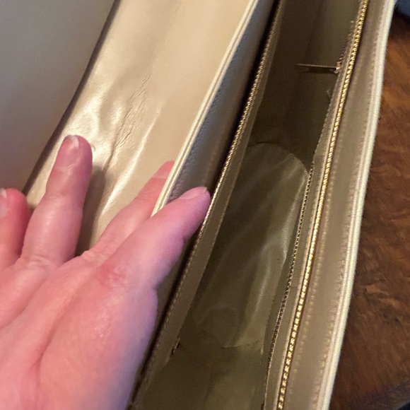 Vintage Normandie Cream Leather Handbag - Picture 12 of 14